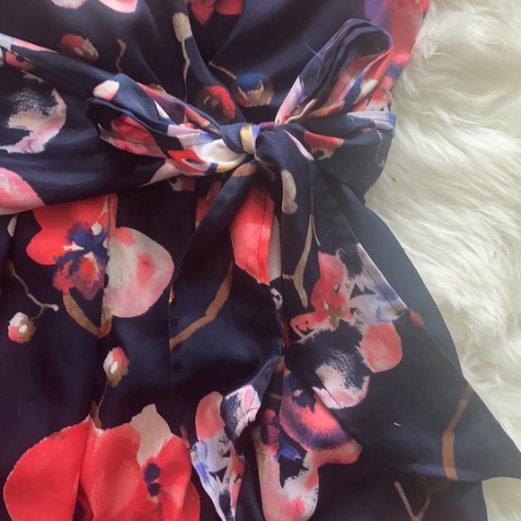 Pockets!    Silky soft and versatile dress - Picture 3 of 9